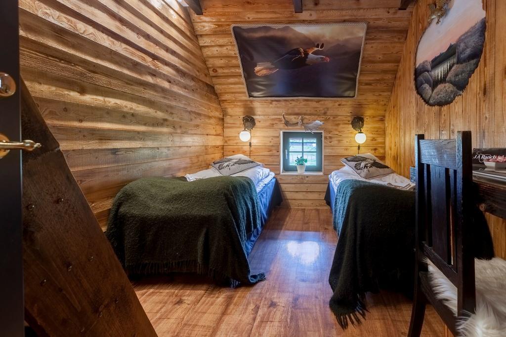 J A Ranch Bed & Breakfast Stromsnasbruk المظهر الخارجي الصورة