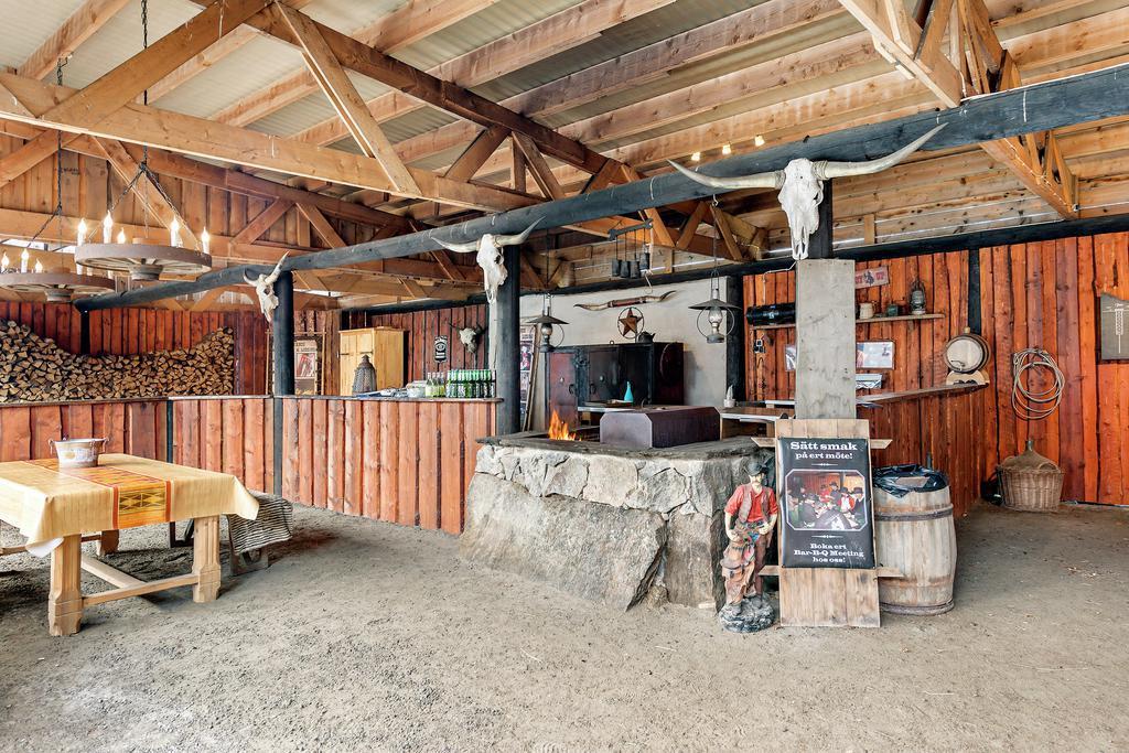 J A Ranch Bed & Breakfast Stromsnasbruk المظهر الخارجي الصورة